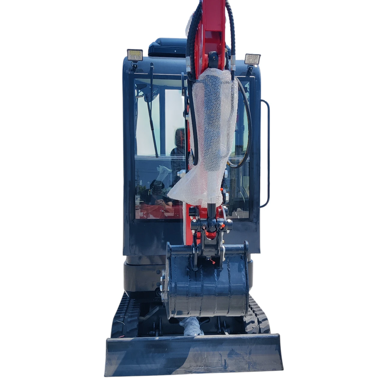 TYPHON TERROR XVIII Prestige 2 Ton Mini Excavator, KUBOTA Diesel Engine USA